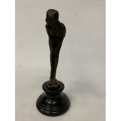 55 - A BRONZE ART DECO LADY DANCER ON A MARBLE BASE - SIGNED, HEIGHT 32CM