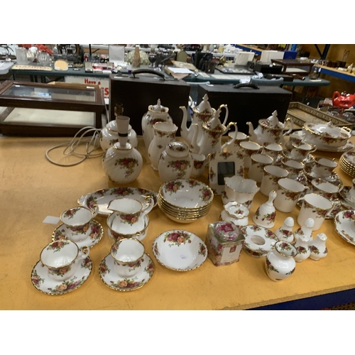 3 - APPROXIMATELY SEVENTY FIVE PIECES OF ROYAL ALBERT 'OLD COUNTRY ROSES' TO INCLUDE DINNER PLATES, TEA ... 