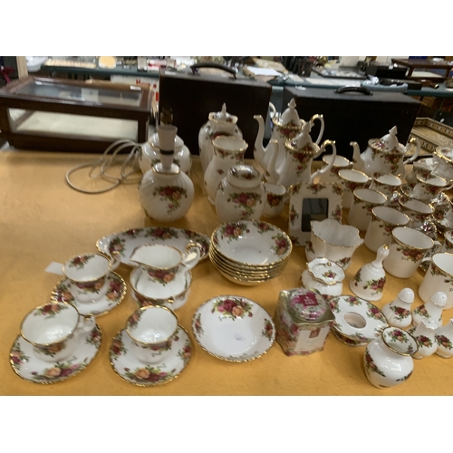 3 - APPROXIMATELY SEVENTY FIVE PIECES OF ROYAL ALBERT 'OLD COUNTRY ROSES' TO INCLUDE DINNER PLATES, TEA ... 