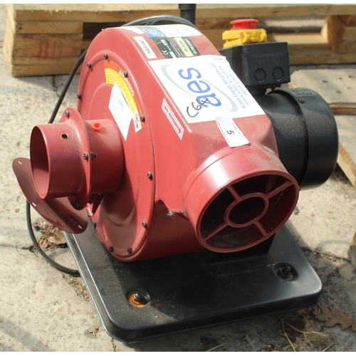 5 - AN AES DUST EXTRACTOR 230V IN WORKING ORDER  NO VAT