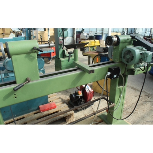 7 - A KILLENGER KM2000S WOOD LATHE 230V IN WORKING ORDER NO VAT