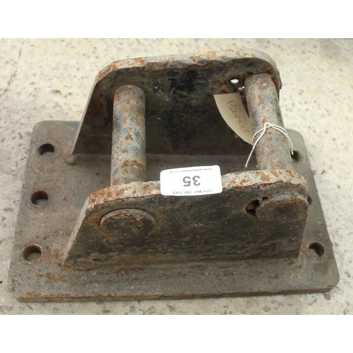 Lot 35        