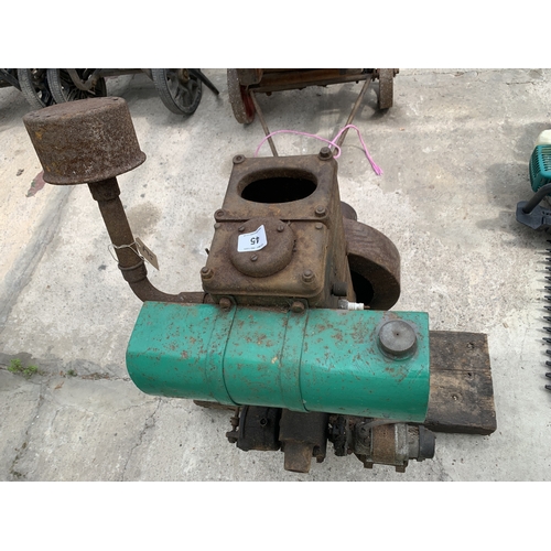 45 - A LISTER D PETROL ENGINE SHAFT DRIVE MAGNETO  NO VAT