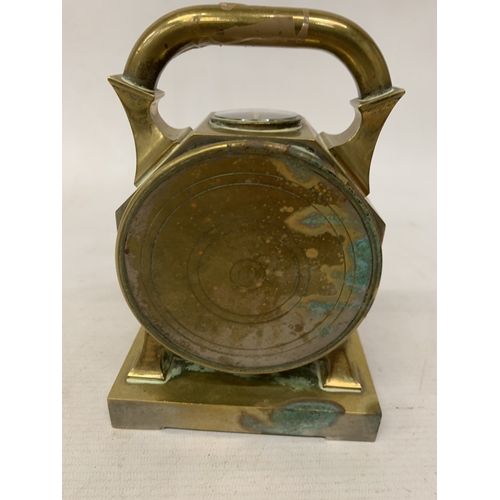 38 - A FRENCH JACKMAN & SON BRASS CARRIAGE CLOCK WITH AN INTEGRATED TOP-MOUNTED COMPASS AND CARRY HANDLE