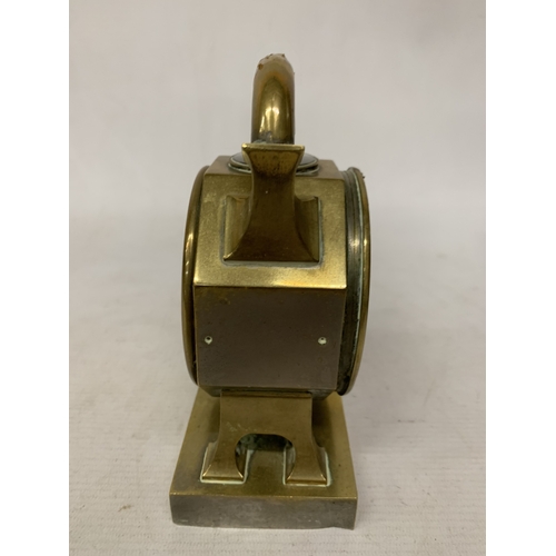 38 - A FRENCH JACKMAN & SON BRASS CARRIAGE CLOCK WITH AN INTEGRATED TOP-MOUNTED COMPASS AND CARRY HANDLE