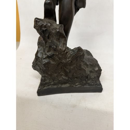 17 - A PRISE DE CORSAIRE BRONZE STATUE BY EMMANUEL VILLANIS OF A STANDING MAIDEN ON A NATURALISTIC BASE -... 