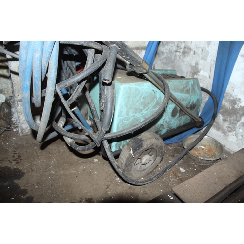 25 - A KEW POWER WASHER  NO VAT