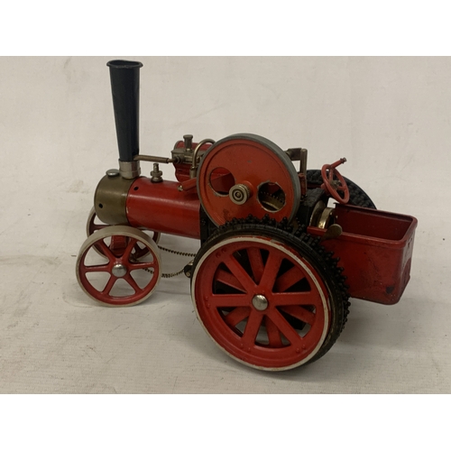 10 - A WILEESCO STEAM TRACTOR