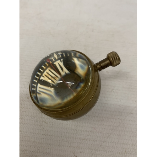 29 - AN ELIO ZEMA, USA BUBBLE CLOCK