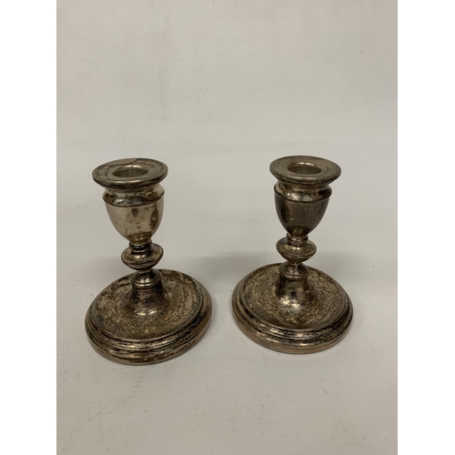 10A - A PAIR OF HALLMARKED BIRMINGHAM SILVER CANDLESTICKS WITH FILLED BASES, GROSS WEIGHT 416.36g
