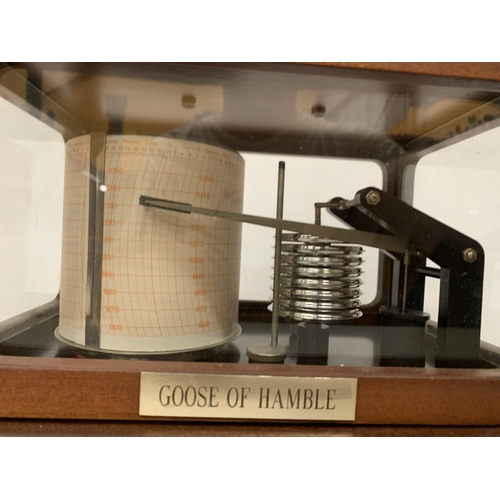 46 - A MARINE BAROGRAPH FOR RECORDING ATSMOPHERIC PRESSURE
