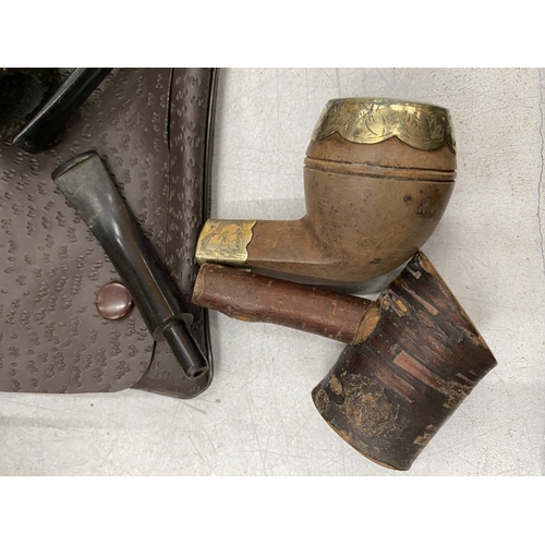15 - A COLLECTION OF VINTAGE PIPES TO INCLUDE  A NATURAL WOOD/GOURD BOWL WIH ENGRAVED BRASS EMBELLISHMENT... 