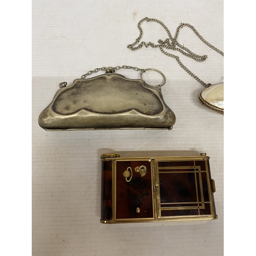 4 - A 1920'S ART DECO MARCEL FRANK 