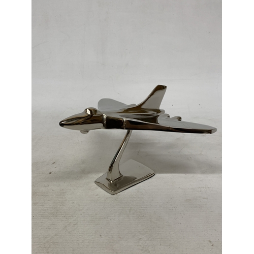 Lot 32        