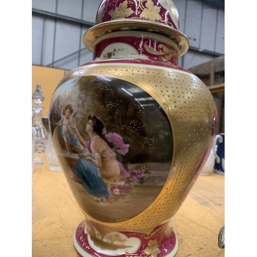 53A - A LARGE ROYAL VIENNA LIDDED JAR WITH HAND-PAINTED PANELS DEPICTING CLASSICAL FIGURES DECORATED WITH ... 