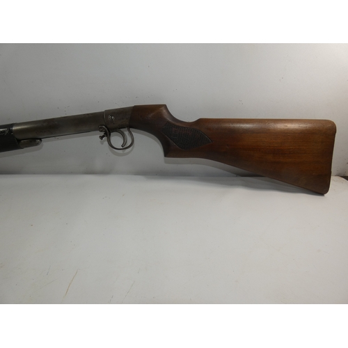 305 - A B.S.A 0.177 CALIBRE AIR RIFLE , 46.5CM BARREL (A/F)