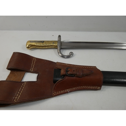 321 - A 19TH CENTURY FRENCH CHASSEPOT BAYONET AND SCABBARD 57CM BLADE DATED 1873 LENGTH 71CM