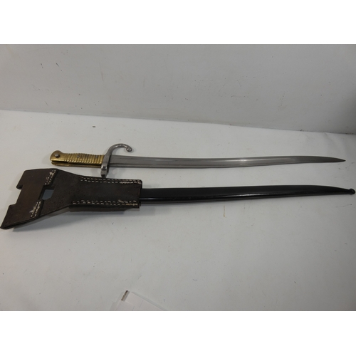 324 - A FRENCH CHASSEPOT BAYONET AND SCABBARD 58CM BLADE LENGTH 71CM