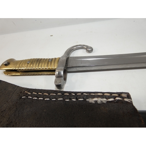 324 - A FRENCH CHASSEPOT BAYONET AND SCABBARD 58CM BLADE LENGTH 71CM