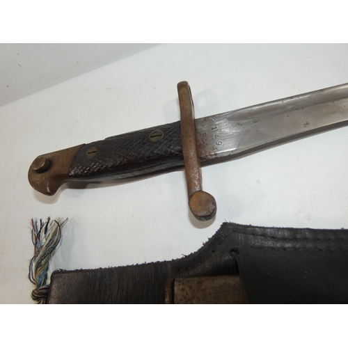 336 - A VINTAGE SPANISH BOLO BAYONET AND SCABBARD, 24.5CM BLADE, MARKED TOLODO AND REGISTRATION NUMBER, LE... 