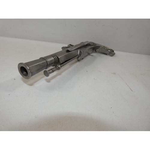 346 - A SCOTTISH ALL STEEL FLINTLOCK NON FIRING BELT PISTOL, 19CM BARREL, LENGTH 33CM