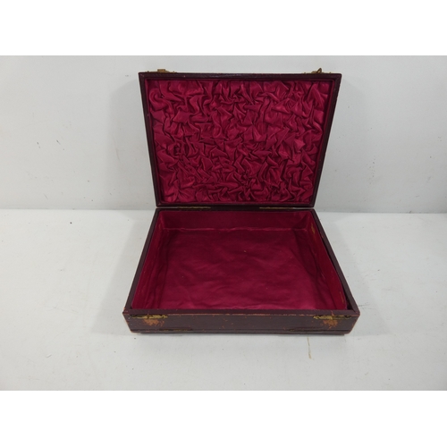 347 - A VINTAGE LEATHER COVERED BOX SUITABLE TO MAKE INTO A PISTOL CASE, EXTERNAL MEASUREMENTS, 19 X 25.5C... 