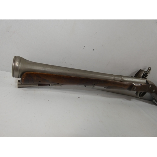348 - A NON FIRING DOGLOCK BLUNDERBUSS, 45CM BARREL, WOODEN STOCKED, LENGTH 87CM