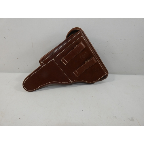 350 - A BROWN LEATHER HOLSTER PISTOL FOR A P38 PISTOL