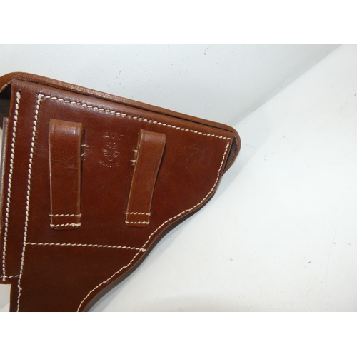 350 - A BROWN LEATHER HOLSTER PISTOL FOR A P38 PISTOL
