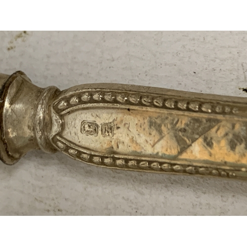 5 - SIX KNIVES WITH HALLMARKED SHEFFIELD SILVER HANDLES, GROSS WEIGHT 126.59g