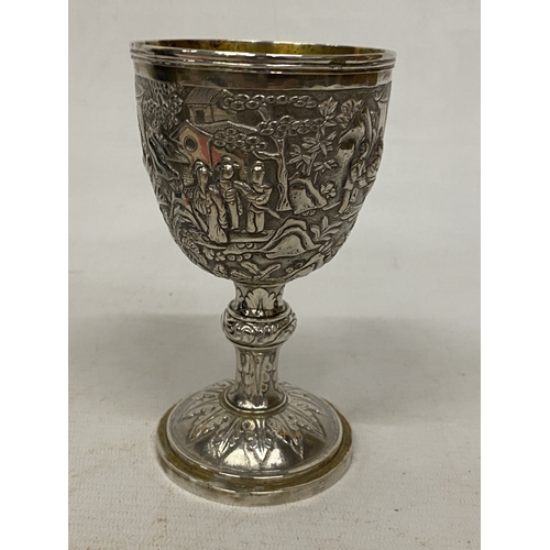 1 - A TESTED TO 800 SILVER CHINESE EXPORT GOBLET WITH REPOUSSE DECORATION OF FIGURES IN A LANDSCAPE WITH... 