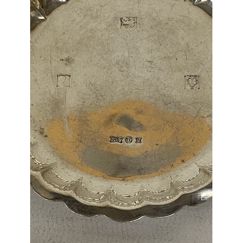19 - A HALLMARKED BIRMINGHAM SILVER ROUND COASTER, WEIGHT 35.8g