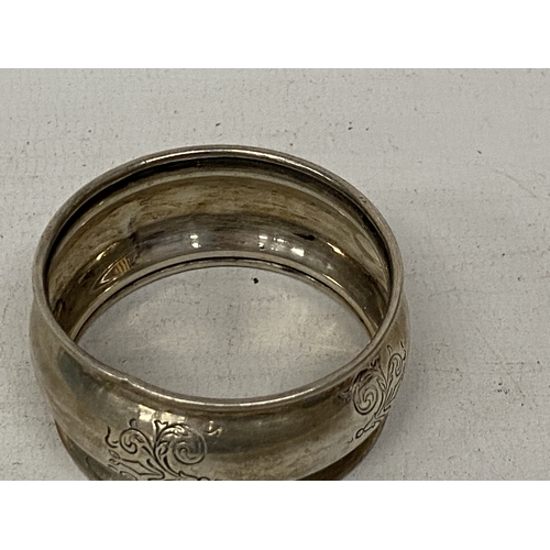 49 - A SILVER NAPKIN RING, WEIGHT 11.64g