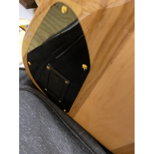 53 - AN AS NEW FIVE STRING ELECTRIC BASS GUITAR WITH CASE