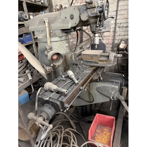113 - A  3 PHASE BRIDGEPORT SERIES I MILLING MACHINE WORKING BUT THE CUTTING EDGE HAS SOME PLAY IN IT