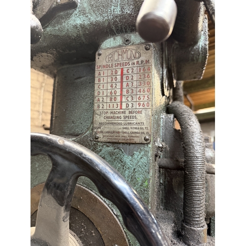 116 - A LARGE HEAVY DUTY RICHMOND 3 PHASE METAL WORKING PILLAR DRILL, GOOD WORKING ORDER WHILST ALL DESCRI... 