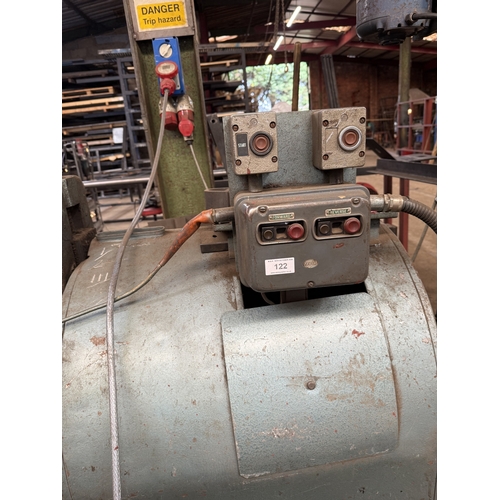 122 - A LARGE HEAVY DUTY 6FT 3 PHASE TRIPLE ROLLER METAL ROLLING MACHINE GOOD WORKING ORDER WHILST ALL DES... 