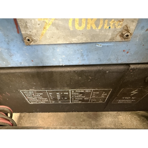127 - A GENSET MOBILE 7KVA SINGLE PHASE DIESEL GENERATOR, BELIEVED WORKING BUT WITH ALL LOTS NO WARRANTY I... 