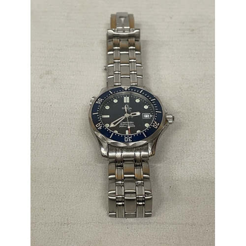 303 - A GENTLEMAN'S OMEGA SEAMASTER PROFESSIONAL 300M WRISTWATCH WORKING AT TIME OF CATALOGING. FROM A DEC... 