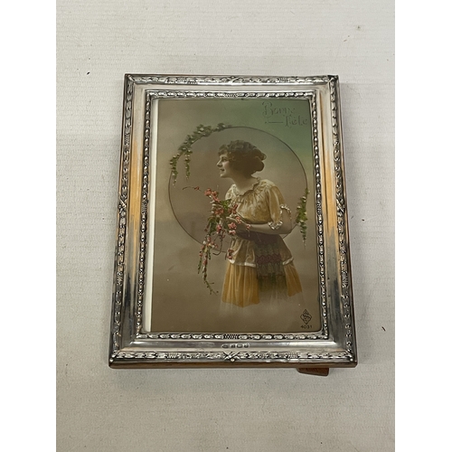 98 - A HALLMARKED BIRMINGHAM SILVER PHOTOGRAPH FRAME