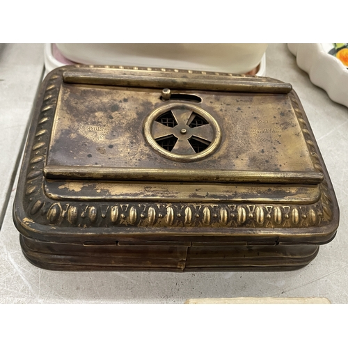 126 - A VINTAGE BRASS CARRIAGE FOOT WARMER
