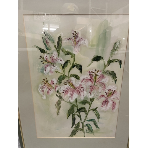 175A - A LARGE RUTH ROLAND SIGNED OIL PAINTING OF LILIES WITH TEXTURED FLOWERS - FRAMED, 77CM X 59CM