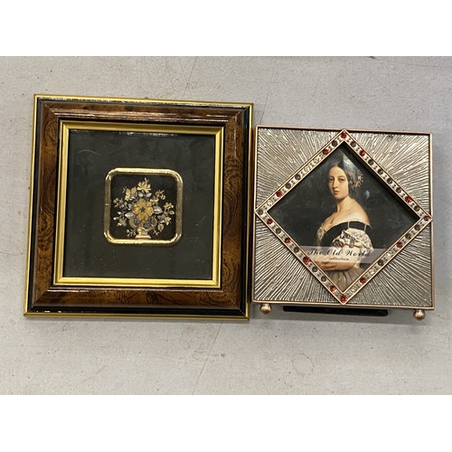 218 - TWO SMALL DECORATIVE FRAMES