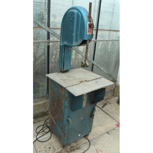 92 - A BIRO MODEL 22 SAW IN GOOD WORKING ORDER, REQUIRES BLADE  NO VAT