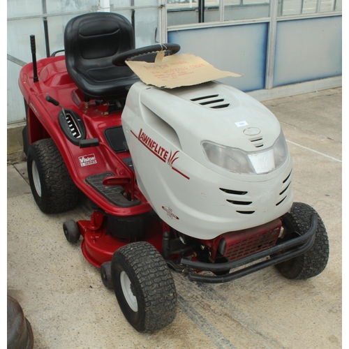 110 - A LAWNFLITE GLX92 RIDE ON MOWER, STARTS FIRST TIME IN WORKING ORDER KEY IN THE PAY OFFICE  NO VAT