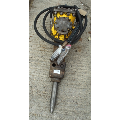 111 - AN ATCO COPCO SB102 MINI DIGGER BREAKER TO SUIT 1.5 TON MACHINE NO VAT