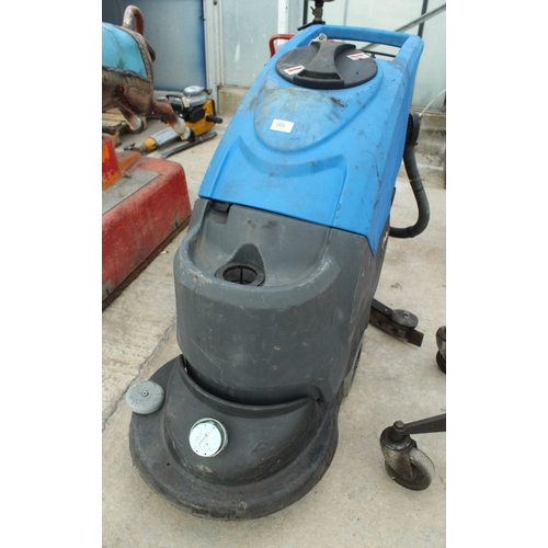 100 - A BLUE FLOOR CLEANER CT 40  NO VAT