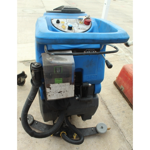100 - A BLUE FLOOR CLEANER CT 40  NO VAT
