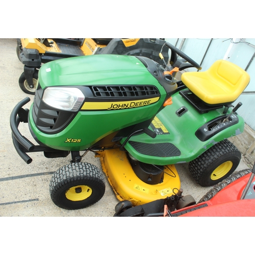 103 - A JOHN DEERE X125 MOWER NOT IN WORKING ORDER  NO VAT
