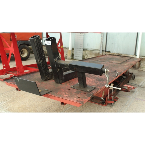 105 - AN AIR- OPERATED HYDRAULIC BENCH IN WORKING ORDER  NO VAT